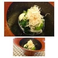 蓮 - ◆小松菜・ブナピー（白しめじ）・揚げのお浸し。上には鮪の鰹節。
                優しい味わいで最初に頂くお料理としてはいいですね。