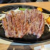 1ポンドのステーキハンバーグ タケル LINKS UMEDA店