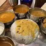 インド食堂TADKA - ギーダル