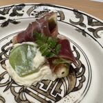 札幌 個室蟹料理 かに辻 - 生ハムといちじく、シャインマスカットの白和え