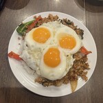 タイ料理キングサイアム - 