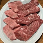 炭火焼肉ホルモンさわいし - 特選タンと特選ハラミ