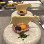 名駅 鉄板焼 牛吟 - 黒毛和牛赤身肉のタルタル　キャビア添え