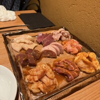 YAKINIKU BON'S - 