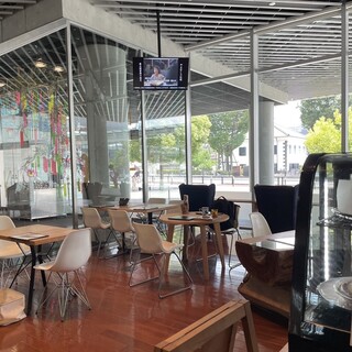 図書カフェ by 白州・山の水農場_2