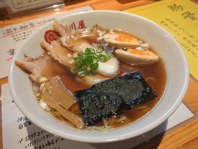 石川屋 福島駅近くの本格ラーメン店 &ndash; こだわりの味と雰囲気