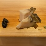 鮨 太一 - 鮑と肝の炊いたの