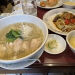 中華飯店 一番 - 