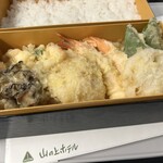 てんぷら 山の上 三越日本橋店内 - 