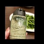 CRYSTAL CURRY & CHICKEN HOUSE - チャットマサラ　ほうれん草炒めやライタにかけます　byまみこまみこ