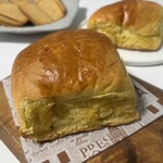 ブランジュリー パリの空の下 - うわさのでかブリオッシュ