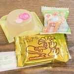 トリワイン ＰＩＫＯＳＨＨＨＵ - 白桃ゼリー、きびだんご、金しゃちショコラ