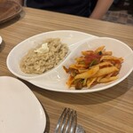 Piccolino - ポルチーニ茸クリームチーズリゾット、焼きネギバジリコトマトソース