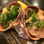 海鮮料理 吾作どん - 大あさり焼き〜 日本酒が進みます((o(´∀｀)o))