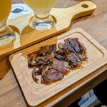 イズモ ブルーイング カンパニー - もち豚ジャーキー 500円