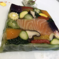 ベッラ・ヴィスタ - サーモン自体がもう少しですが、食感と味付けは完璧