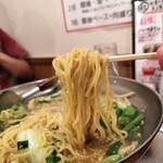 元祖台湾もつ鍋 仁 - 〆のラーメン