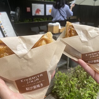 鳥居の結び葉_0