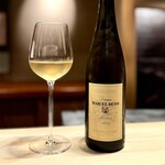 多仁本 - 嬉しいですねぇ。マルセル・ダイスのリースリング♡
      椎茸のお皿と、炊合せをこちらで。
      ペトロル感は控えめながら、清涼感を運んでくれる、好感度の高い一本。