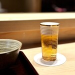 多仁本 - お酒は、小さいビールで喉を潤したら、お刺身以外はすべてワインを出して下さいました♪
      いつもいつもお気遣い、本当にありがとうございます(^^)