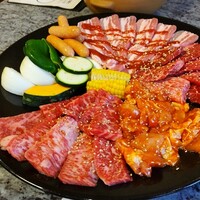 川崎名物 炭火焼肉 食道園 - 