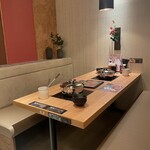 但馬屋 - 半個室の６名掛け