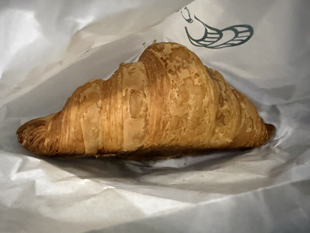 カーリーズ クロワッサン トウキョウ ベイク スタンド （Curly's