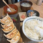肉汁餃子のダンダダン - 