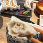 肉汁餃子のダンダダン - 