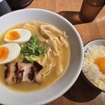 鶏ポタラーメンTHANK お茶の水 - 