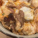 鳥つね自然洞 - 特上もつ入親子丼　税込2,300円