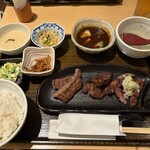 牛たんと和牛焼 青葉苑 - 