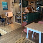 6 RACCOON CAFE SOCIETY - 