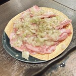 肉匠 わたる - ネギ塩黒タンカルビ