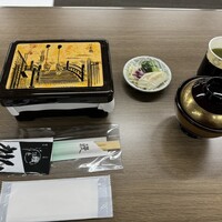日本橋いづもや - 「うな重（竹）」と「肝吸い」