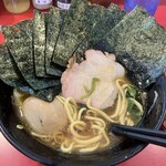 家系総本山 吉村家 - 