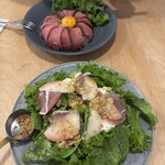 forucafe - 季節のフルーツ、マスカルポーネチーズ、生ハムサラダ