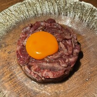 和牛とタン 焼肉 とみ 新橋本店 - 