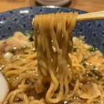 らーめん門蔵 - 麺リフト