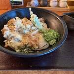 しょうね家 - 舞茸天ぶっかけうどん　¥968（税込）