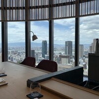 鮨 ラビス 大阪 ヤニック・アレノ - 