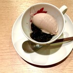 蓬左茶寮 - 枝豆コーヒーゼリーと小豆ミルクのアイス