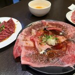 衆寶 - （左）はらみ　（右）焼きしゃぶ