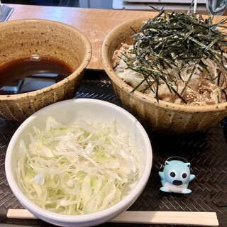 なぜ蕎麦にラー油を入れるのか。_1