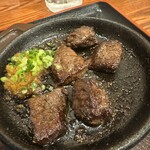 大衆食堂 てんぐ大ホール - サイコロステーキ5個