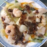 天龍菜館 - 八宝菜(アップ)↑