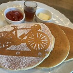 カフェ・ル・プティ・ニ・トロワ - 