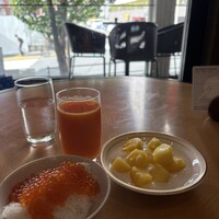 ブッフェアンドカフェ スロープサイドダイナー ザクロ - スムージーもあります