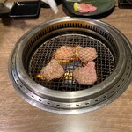 くつろぎの個室焼肉 和牛の里 - 