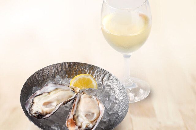 仙台ステーションオイスターバー エスパル仙台店（【旧店名】ザ・スチーム シーフードポット&オイスター） - 仙台（シーフード）の写真